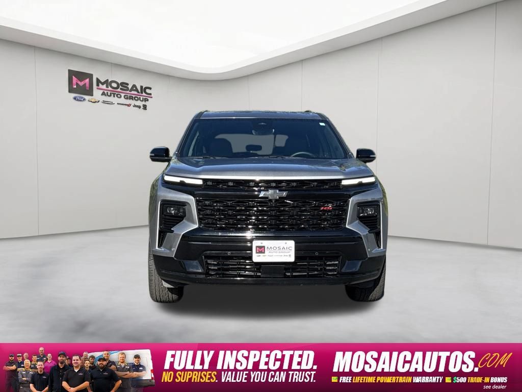 Used 2026 Chevrolet Traverse RS AWD/4WD image 2