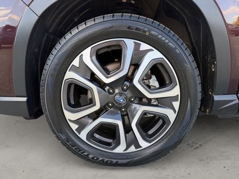 Certified 2023 Subaru Ascent Touring AWD/4WD image 10