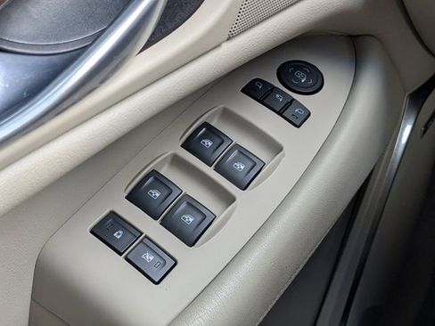 Used 2018 Cadillac Escalade Premium Luxury image 20