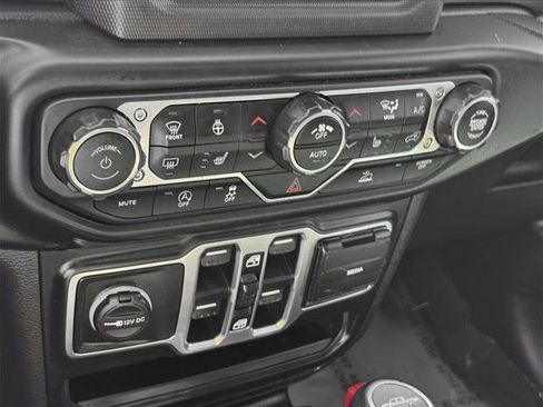 Used 2020 Jeep Gladiator Sport w/ Quick Order Package 24S AWD/4WD image 15
