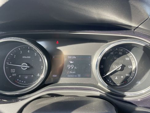 Used 2022 Buick Encore GX Select image 39