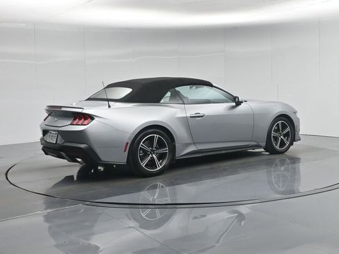 Used 2024 Ford Mustang Premium image 25