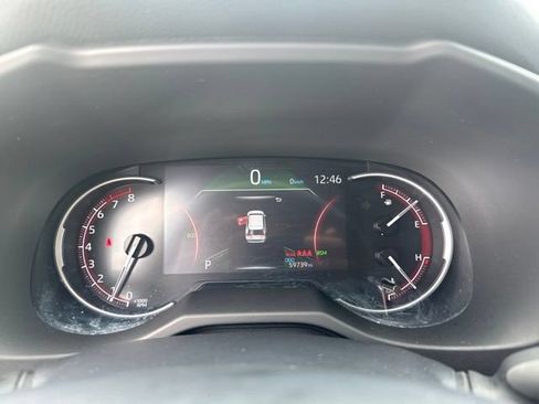 Used 2024 Toyota RAV4 XLE FWD image 27