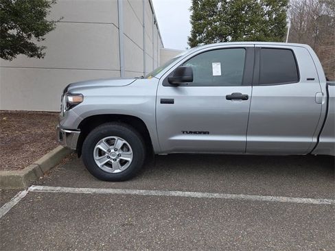 Used 2020 Toyota Tundra SR5 image 6