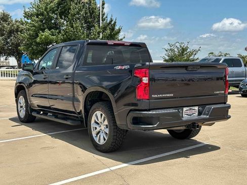 Used 2023 Chevrolet Silverado 1500 Custom AWD/4WD image 5