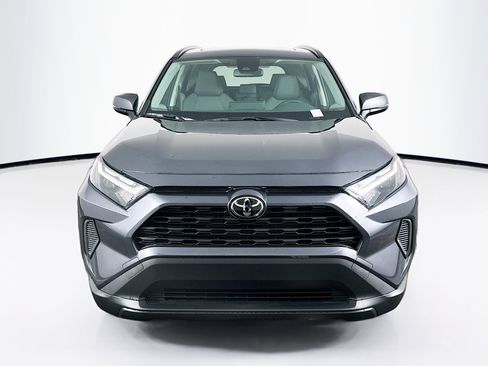 Used 2025 Toyota RAV4 XLE w/ Convenience Package image 2