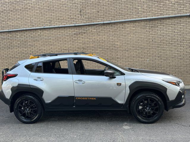 Used 2025 Subaru Crosstrek 2.5i Wilderness w/ Crosstrek Mirror Package AWD/4WD image 16