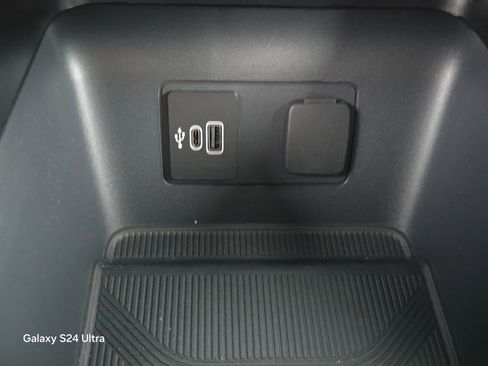 New 2026 Ford Explorer ST-Line image 31