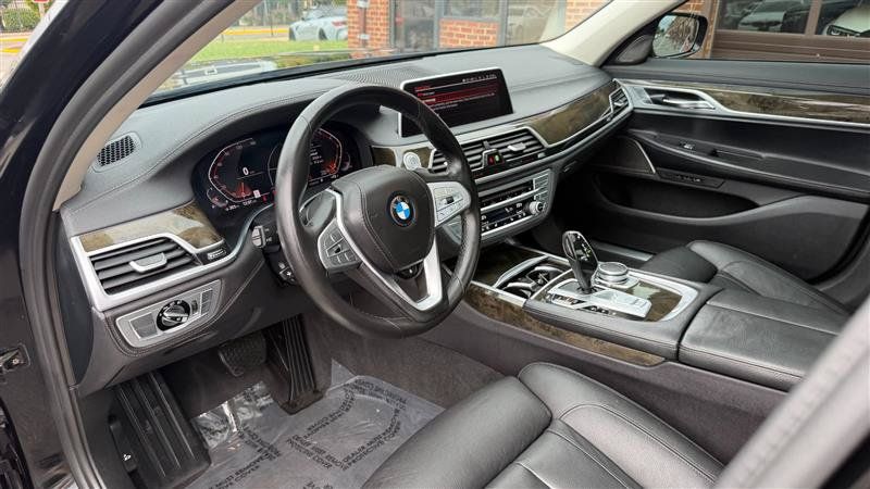 Used 2020 BMW 740i xDrive w/ Cold Weather Package AWD/4WD image 30