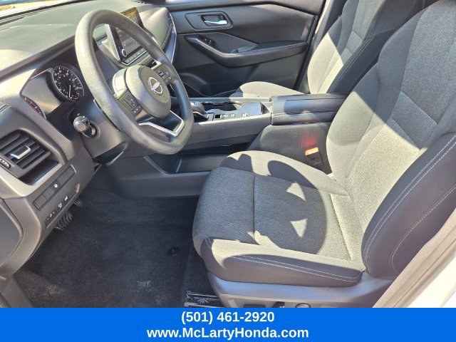 Used 2024 Nissan Rogue SV FWD image 10