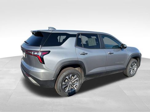 Used 2026 Chevrolet Equinox LT w/ Convenience Package II AWD/4WD image 6