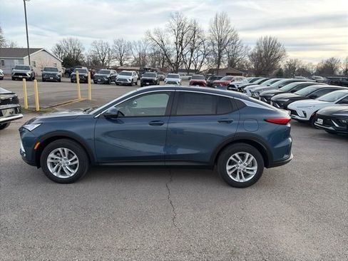 New 2026 Buick Envista Preferred w/ Convenience II Package image 3