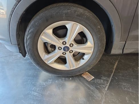 Used 2015 Ford Escape S image 3