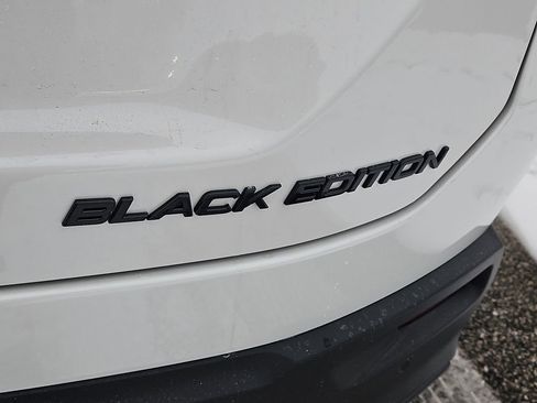 New 2026 Honda Pilot Black Edition image 5