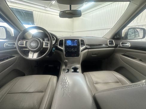 Used 2011 Jeep Grand Cherokee Laredo image 17