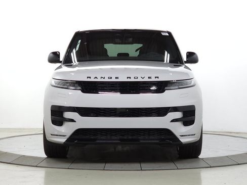 Used 2026 Land Rover Range Rover Sport Dynamic SE AWD/4WD image 8