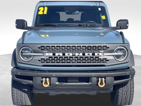 Used 2021 Ford Bronco Badlands image 8
