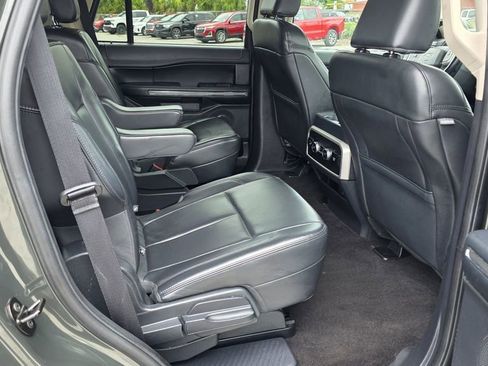 Used 2023 Ford Expedition XLT AWD/4WD image 7