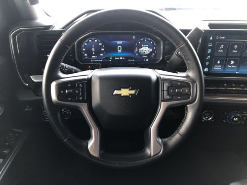 Used 2024 Chevrolet Silverado 1500 LT AWD/4WD image 14