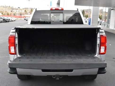 Used 2017 Chevrolet Silverado 1500 LTZ Z71 w/ Redline Edition image 8