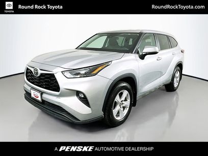 Used 2024 Toyota Highlander LE