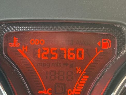 Used 2014 Nissan Versa Note S Plus image 25