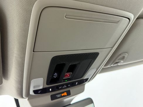 Used 2024 Honda Accord EX-L image 31