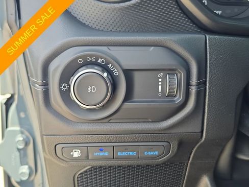 Used 2024 Jeep Wrangler Unlimited Rubicon 4xe AWD/4WD image 21