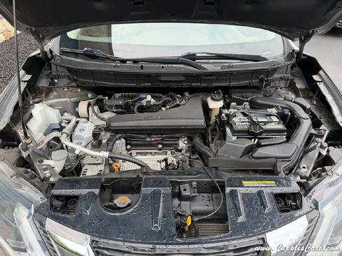 Used 2019 Nissan Rogue SV AWD/4WD image 14