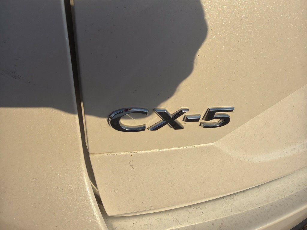Used 2020 MAZDA CX-5 Touring FWD image 10