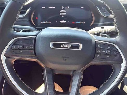 Used 2021 Jeep Grand Cherokee L Limited AWD/4WD image 26