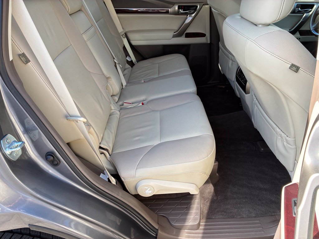 Used 2019 Lexus GX 460 Premium w/ Premium Package AWD/4WD image 18