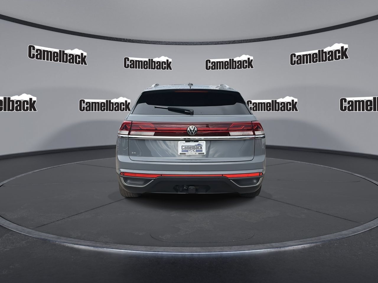 Used 2024 Volkswagen Atlas Cross Sport SE FWD image 6