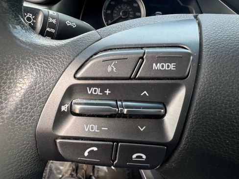 Used 2020 Hyundai Ioniq Blue image 29