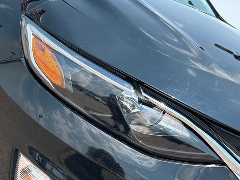Used 2022 Chevrolet Malibu LS FWD image 19