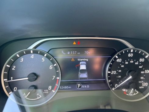 Used 2022 Nissan Frontier SV w/ Technology Package image 32