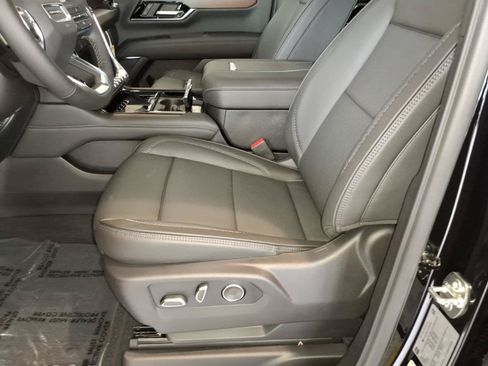 New 2026 GMC Yukon Denali AWD/4WD image 14