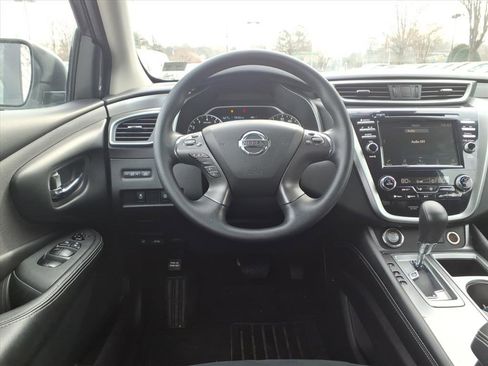 Used 2022 Nissan Murano S image 24