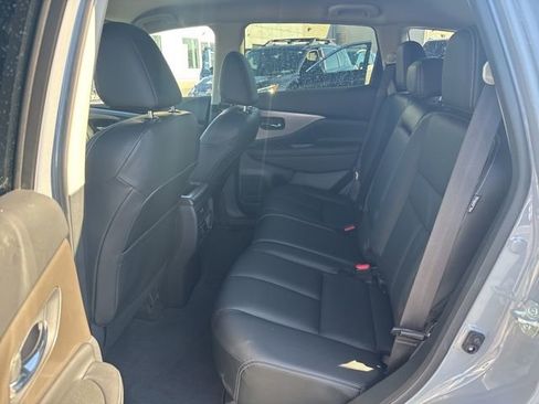 Used 2023 Nissan Murano SV w/ SV Midnight Edition Package image 13