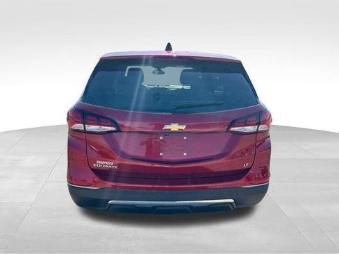 Used 2024 Chevrolet Equinox LT FWD image 3