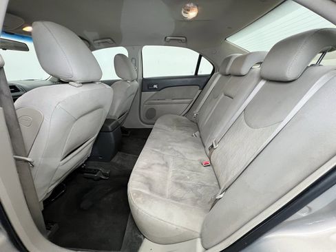 Used 2010 Mercury Milan image 5