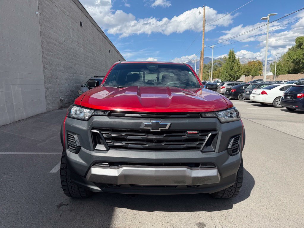 Used 2023 Chevrolet Colorado Trail Boss w/ Technology Package AWD/4WD image 8