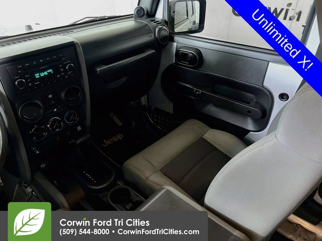 Used 2008 Jeep Wrangler Unlimited X AWD/4WD image 23