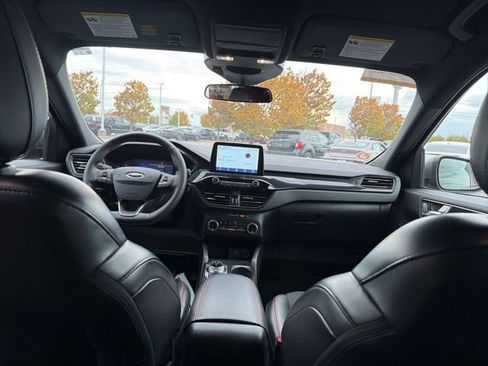 Used 2025 Ford Escape ST-Line image 15