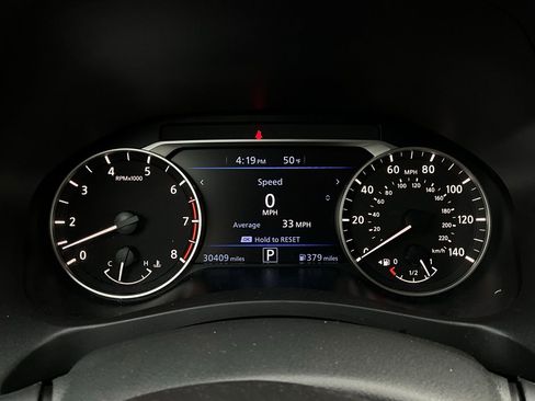 Used 2025 Nissan Altima 2.5 SV image 34