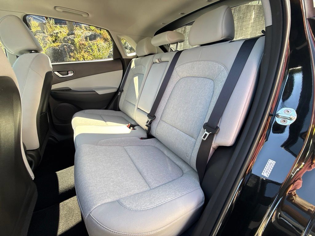 Certified 2023 Hyundai Kona SEL FWD image 20