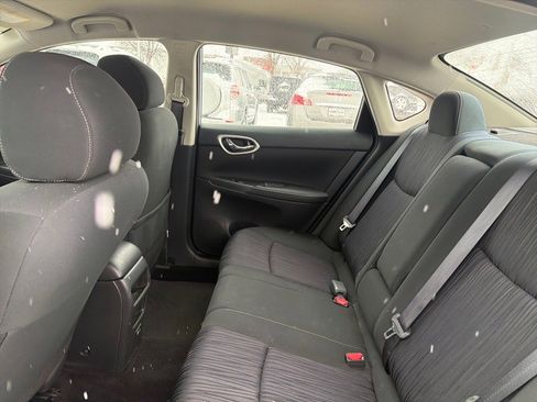 Used 2019 Nissan Sentra SV image 17