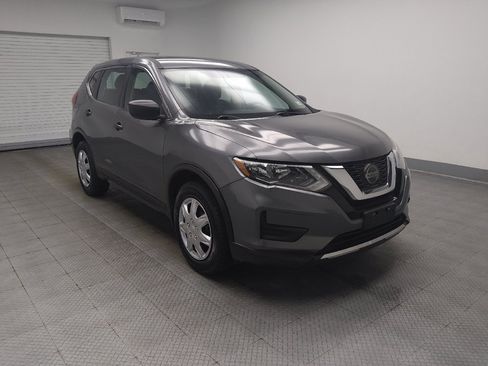 Used 2018 Nissan Rogue S AWD/4WD image 11