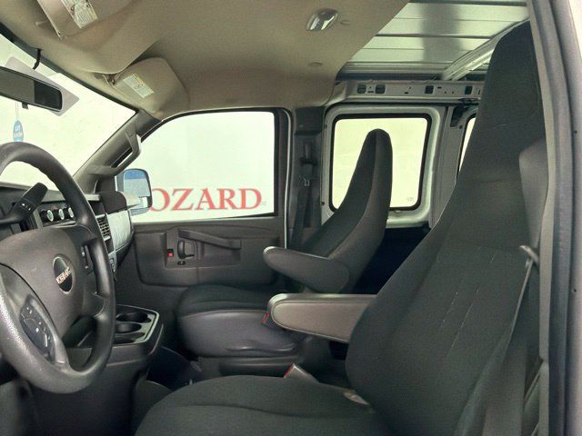 Used 2020 GMC Savana 2500 w/ Driver Convenience Package RWD image 17