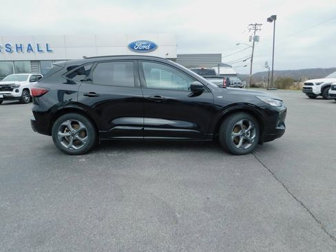 Used 2024 Ford Escape ST-Line image 10